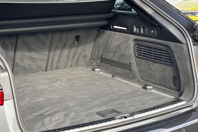 AUDI A6 Avant Photo 49