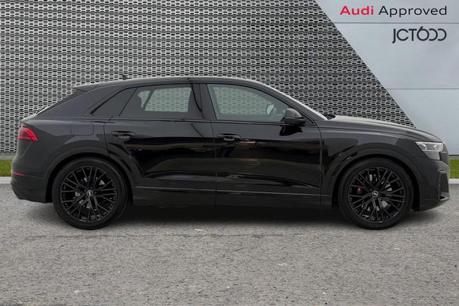 AUDI SQ8 Photo 4