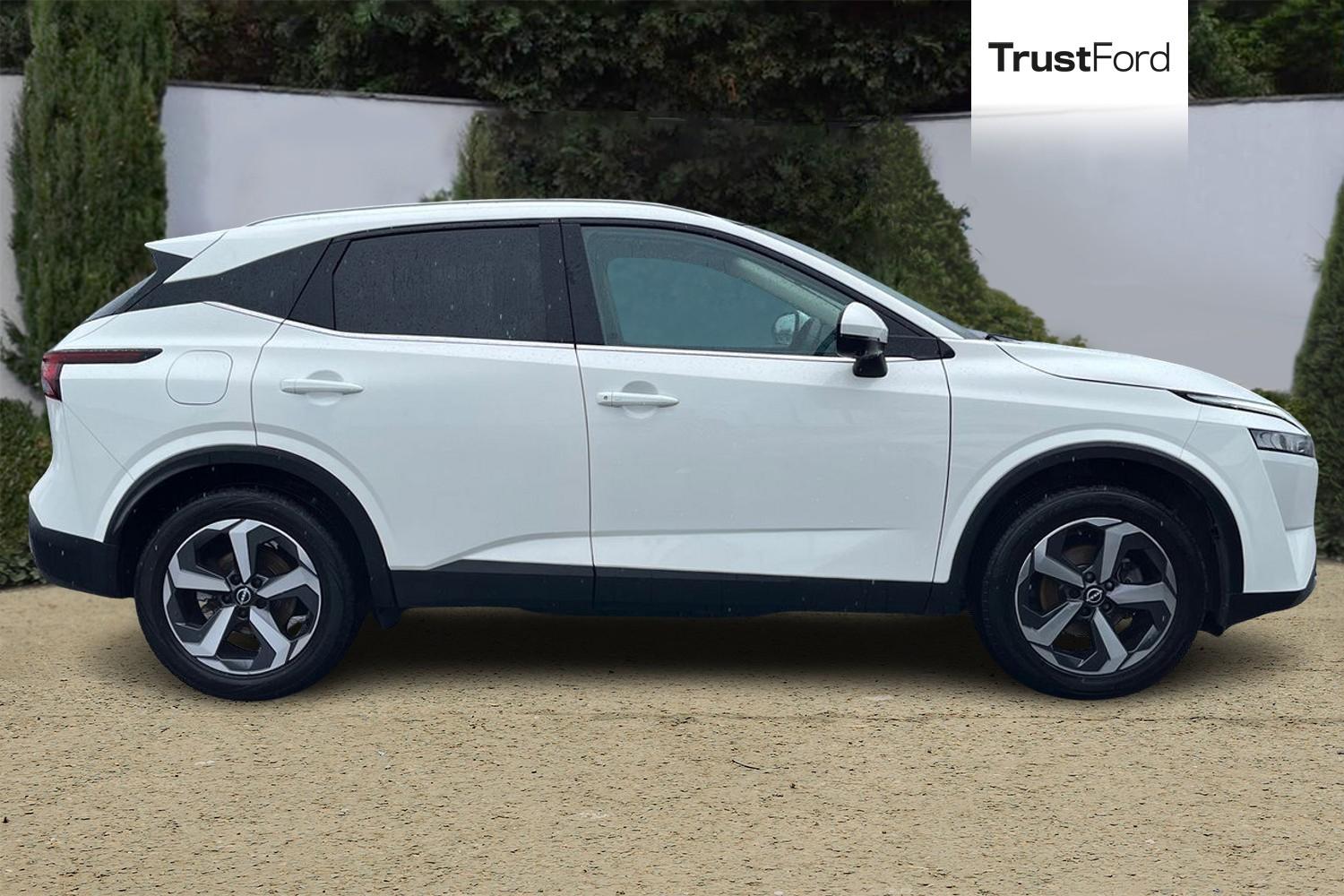 Nissan QASHQAI Photo 2