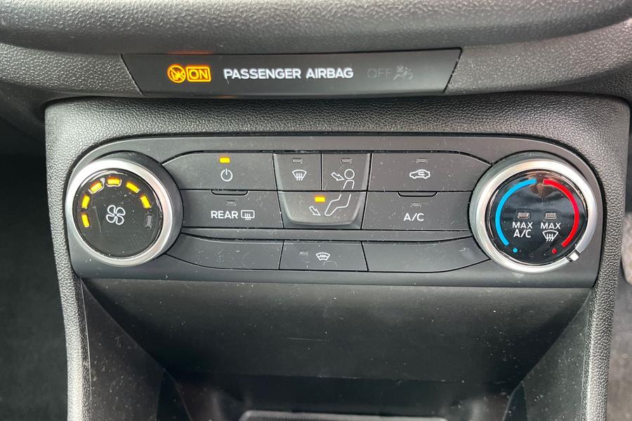 Ford FIESTA Photo autoimg-ef90bc2e20fd80c1cdab8aabd3de039ed910a1f1.jpg
