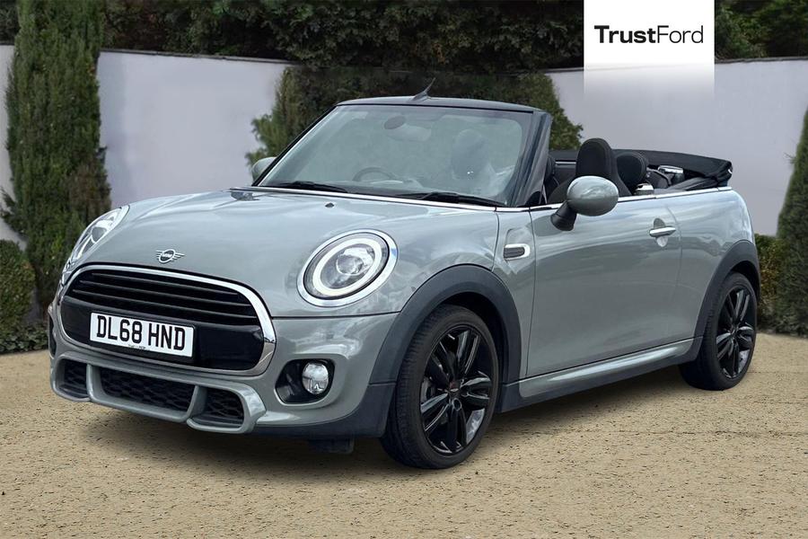 MINI CONVERTIBLE Photo autoimg-ef91ead7fe6bfbdc7b3081b49968d61764b25948.jpg