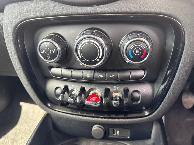 MINI Clubman Photo 31