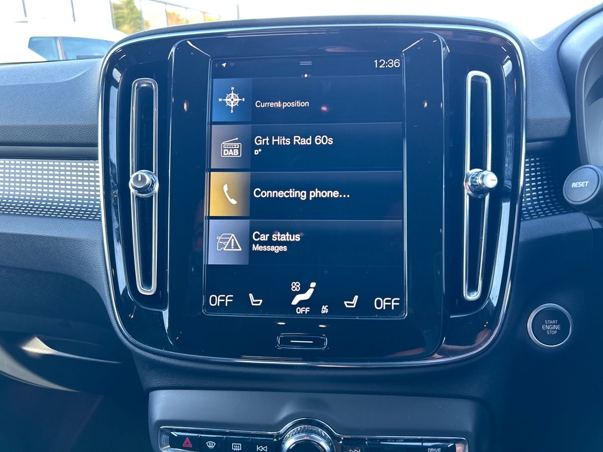 Volvo XC40 Photo 29
