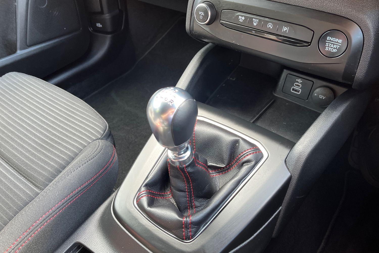 Ford FOCUS Photo 27