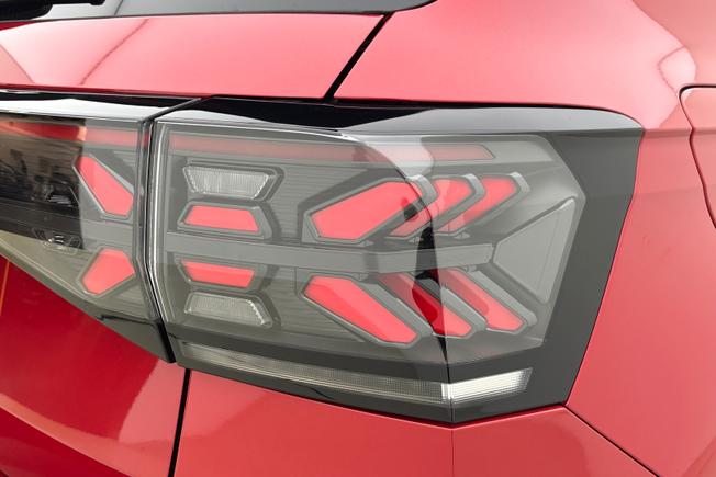 VOLKSWAGEN T-Cross Photo 18