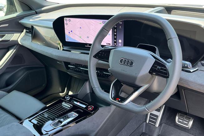 Audi Q6 Photo 6