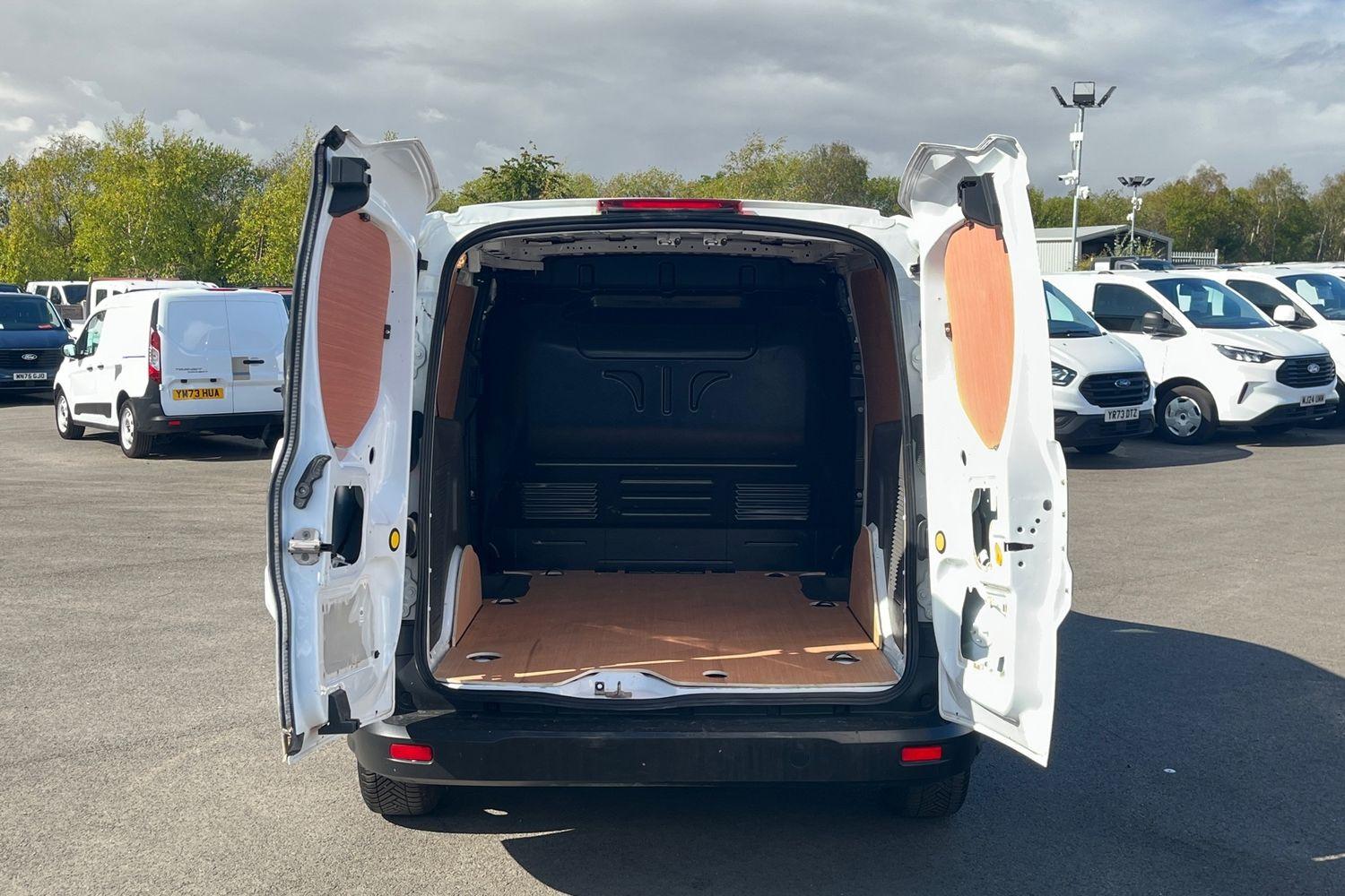 Ford TRANSIT CONNECT Photo 6