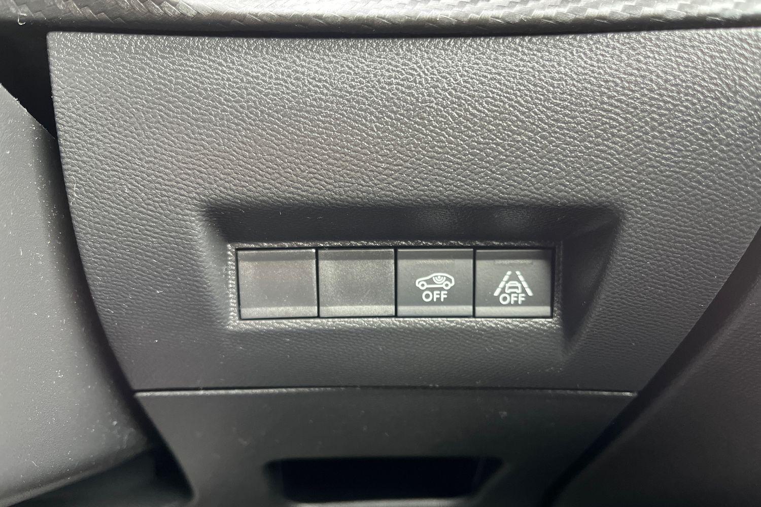 Peugeot 208 Photo 24