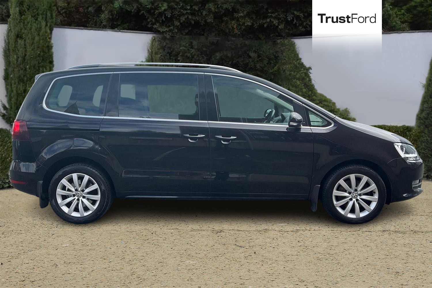 Volkswagen SHARAN Photo 2
