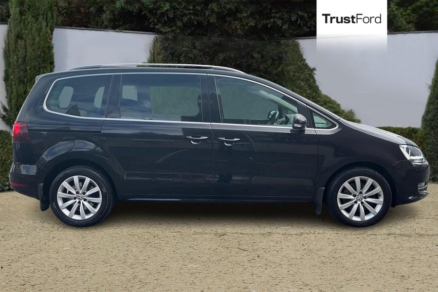 Volkswagen SHARAN Photo autoimg-efab8c05fe05d4d5b37942ed7b80ac76b84b046b.jpg