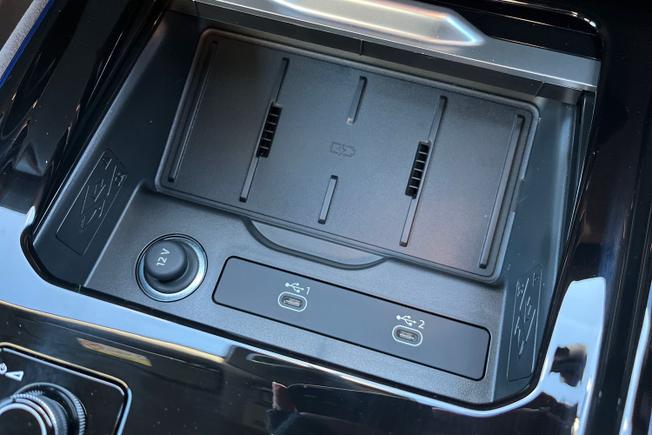 AUDI Q3 Photo 22