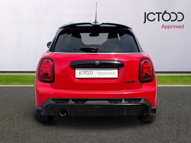 MINI Hatch Photo 7