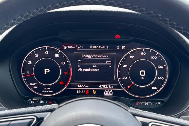 AUDI Q2 Photo 15