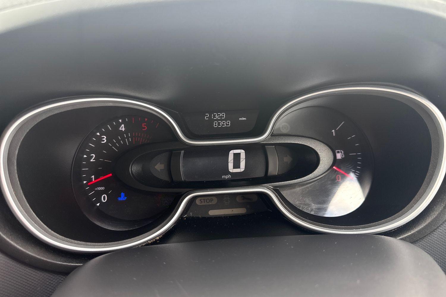 Renault TRAFIC Photo 17