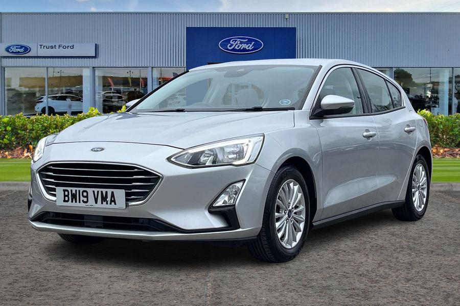 Ford Focus Photo autoimg-efba4ce175e030091bddd3900c13a1f0785b6aa3.jpg