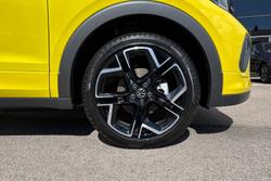 VOLKSWAGEN T-Cross Photo 5