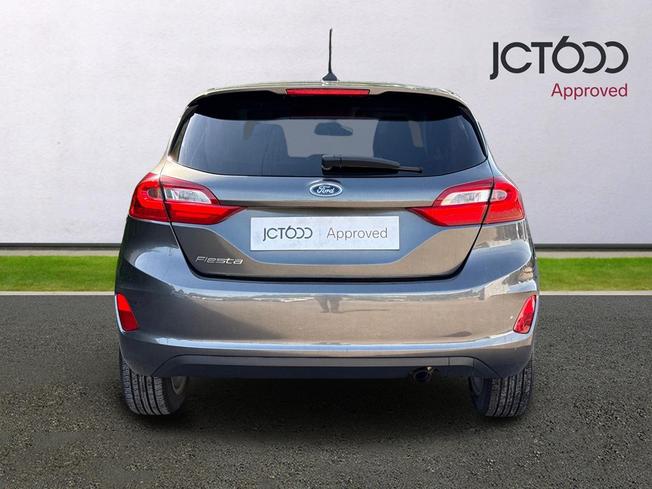 FORD Fiesta Photo 7