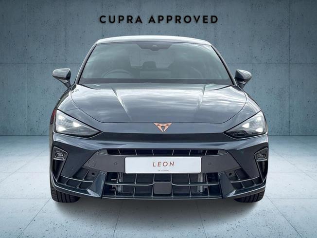 CUPRA Leon Photo 8