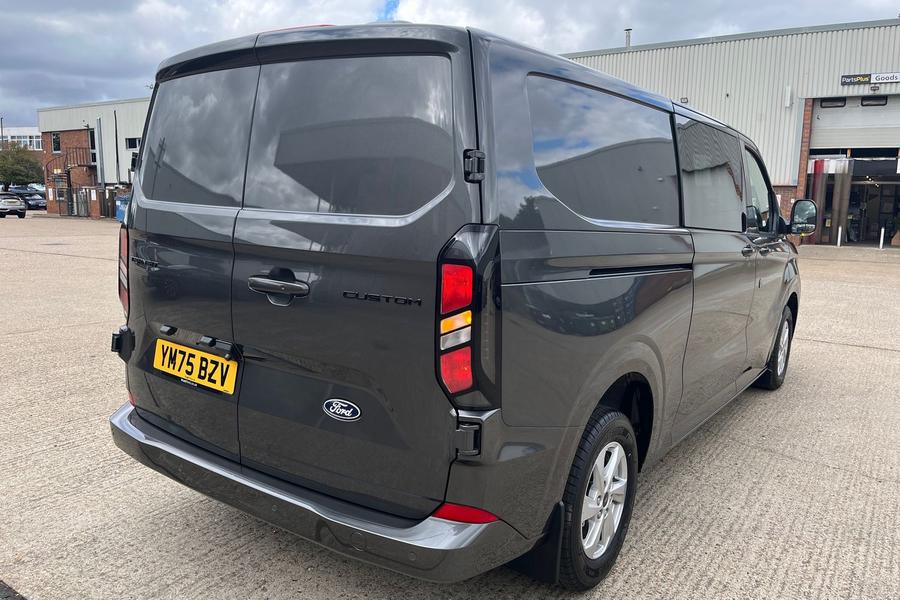 Ford TRANSIT CUSTOM Photo autoimg-efbeb26db474fdf318b3a1707e0575fe24ce95a2.jpg