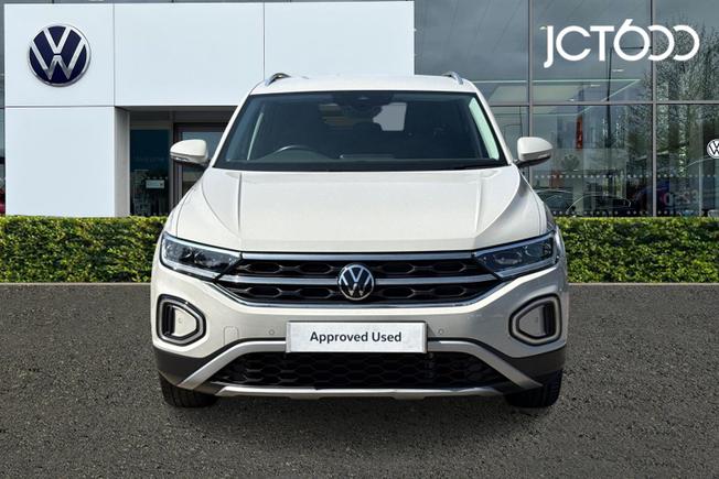 VOLKSWAGEN T-Roc Photo 8
