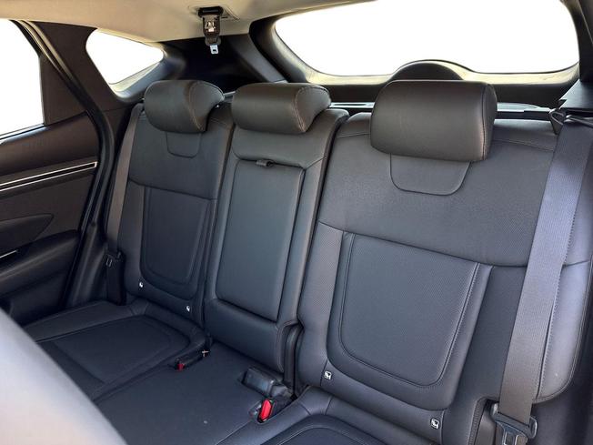 HYUNDAI Tucson Photo 9