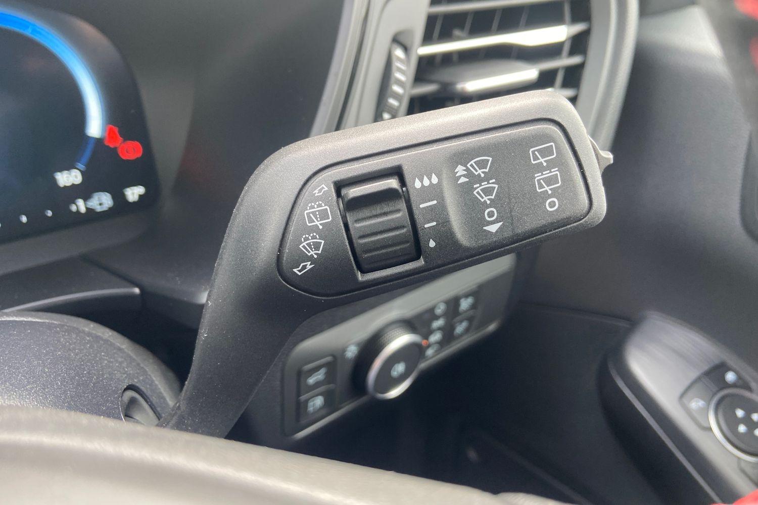 Ford KUGA Photo 14
