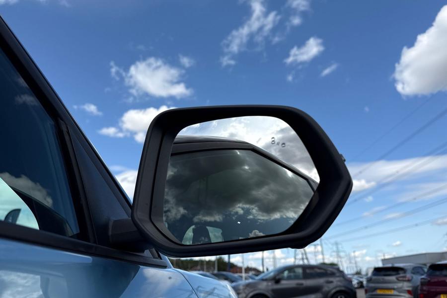 Ford EXPLORER Photo autoimg-efc4061c206b99df3e5781de35e801fc6a6f73b6.jpg