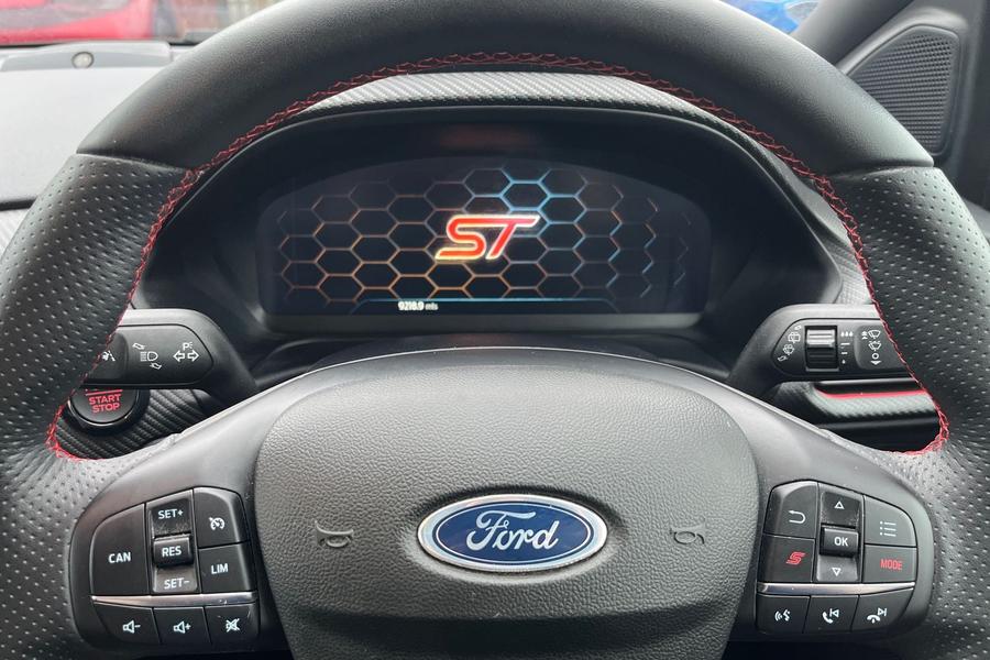 Ford PUMA Photo autoimg-efcd1fce2dfe82db3efd03bbe7e54022da473799.jpg