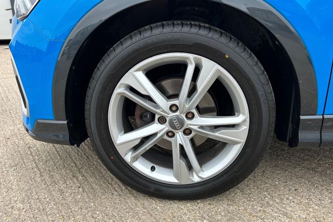 Audi Q3 Photo 26