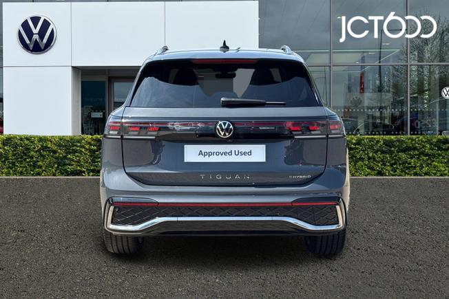VOLKSWAGEN Tiguan Photo 7