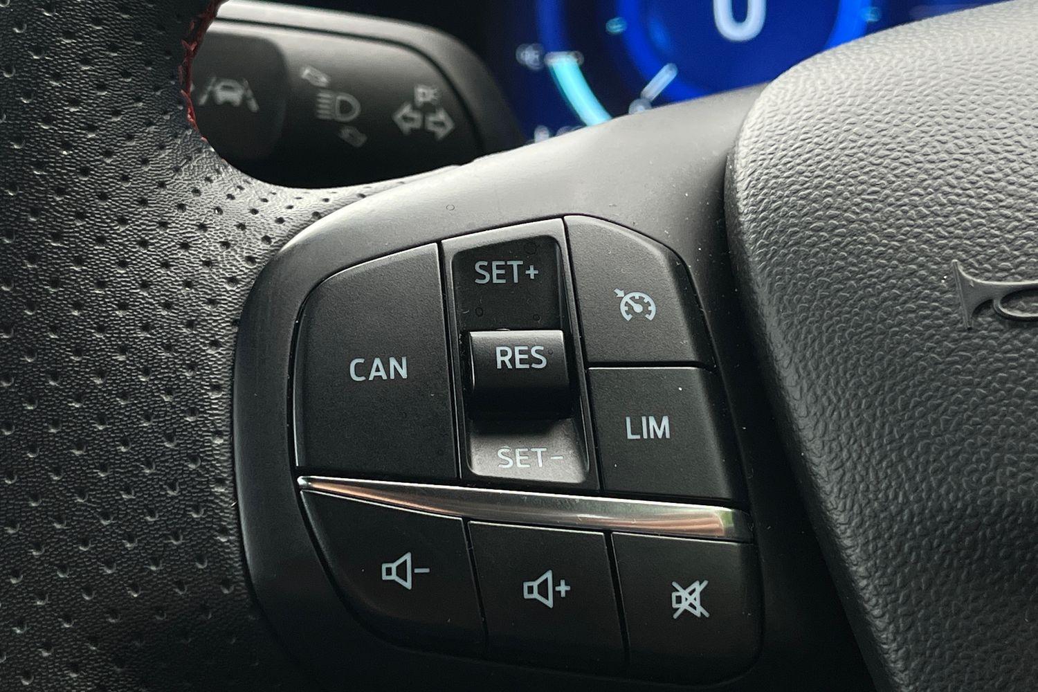Ford Fiesta Photo 33