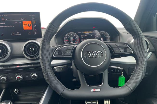 AUDI Q2 Photo 11