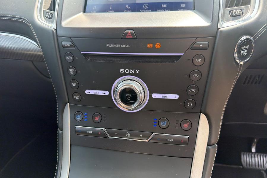 Ford S-Max Photo autoimg-efdc4b28d6f75c7b4f51521af5adfce86f457020.jpg
