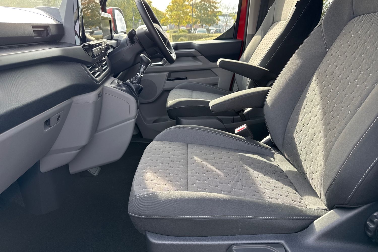 Ford Tourneo Custom Photo 15
