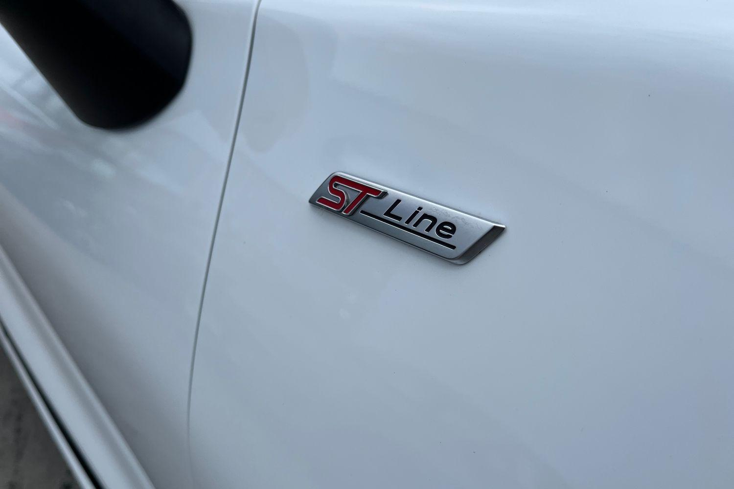 Ford PUMA Photo 26