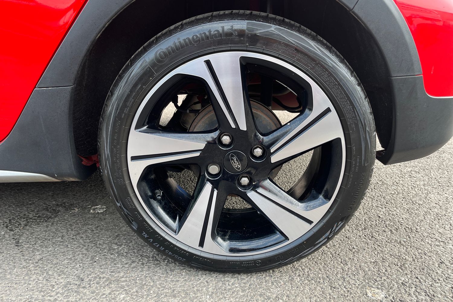 Ford FIESTA Photo 23