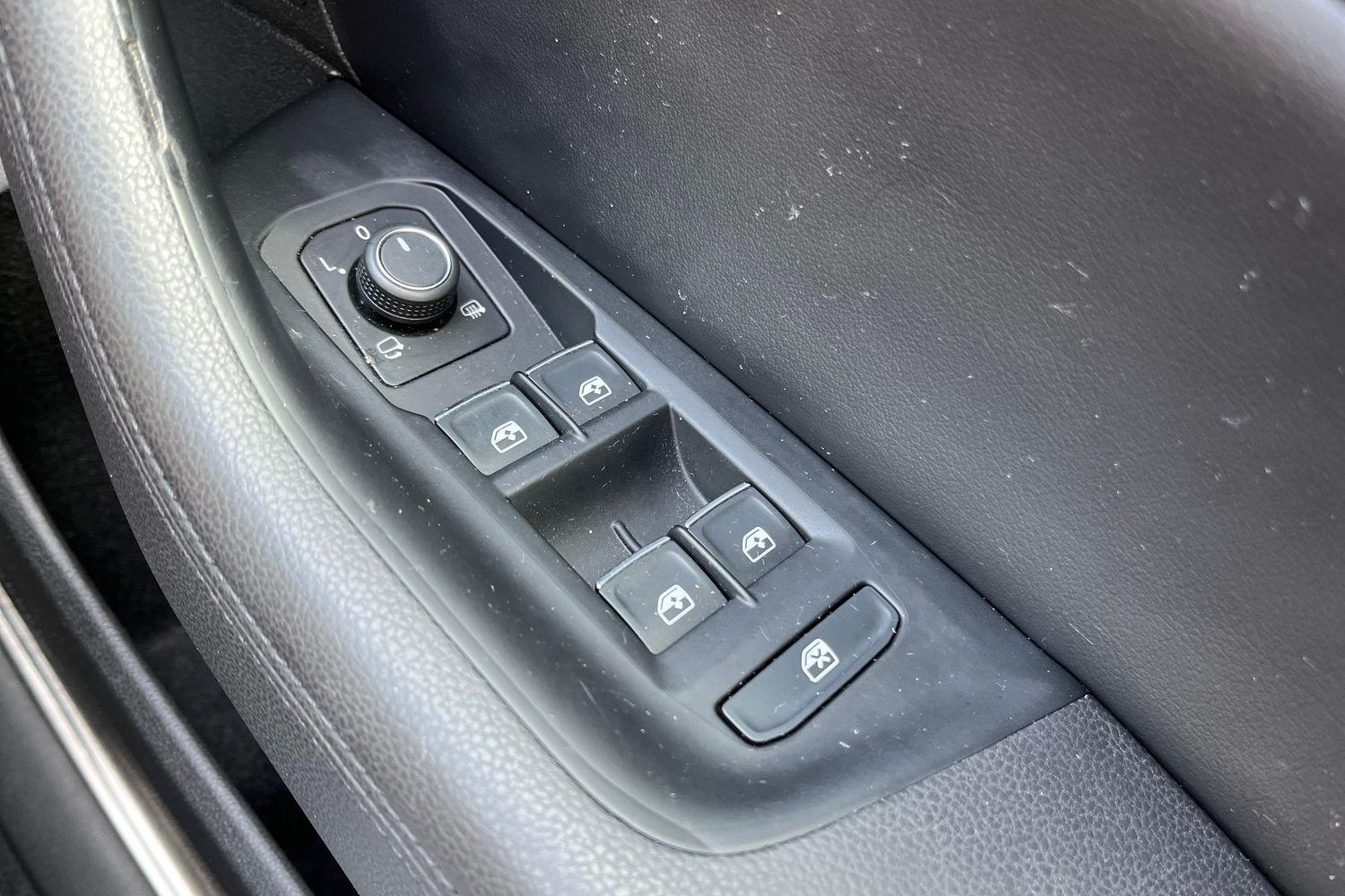 Volkswagen PASSAT Photo 15