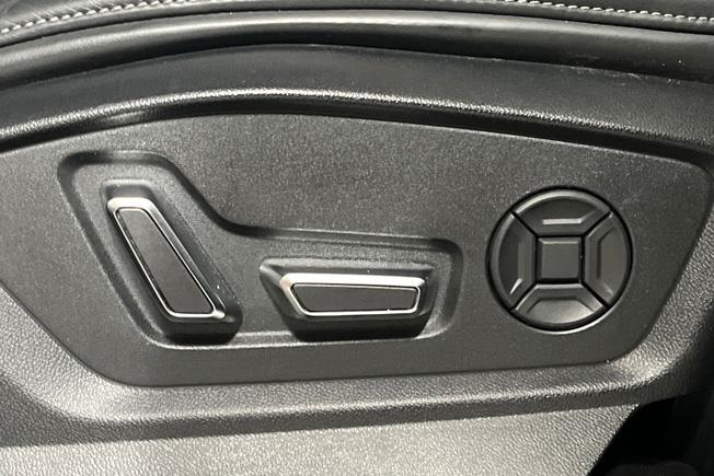 AUDI Sq8 Photo 26