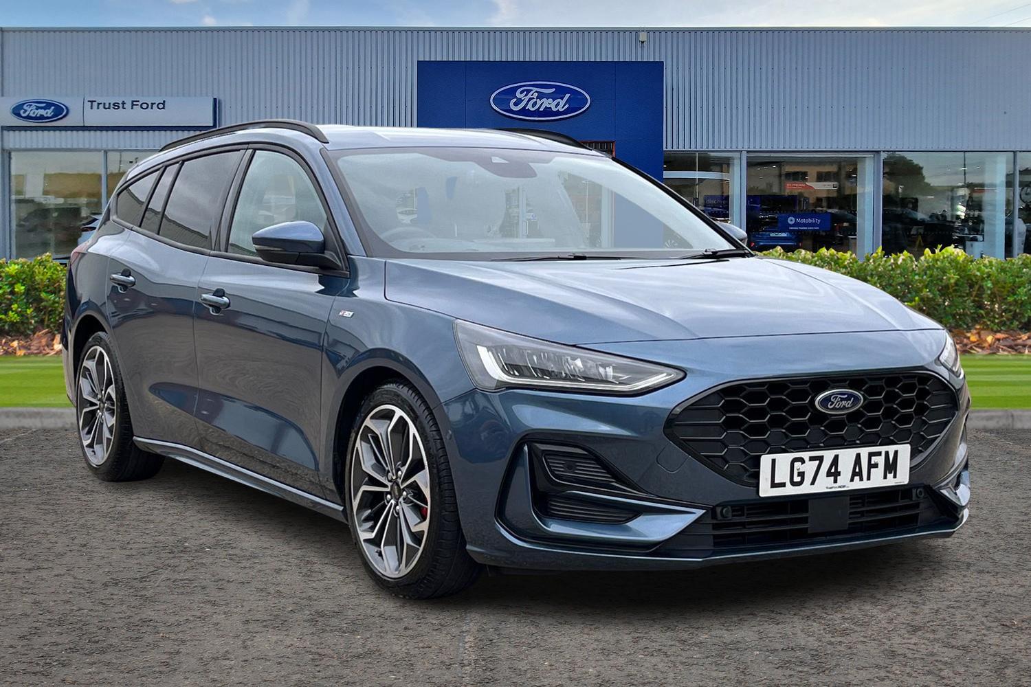 Ford Focus Photo 0