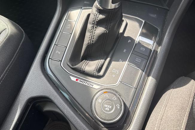 VOLKSWAGEN Tiguan Photo 52