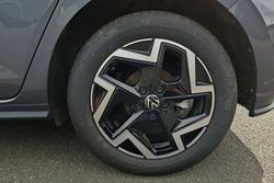 VOLKSWAGEN Polo Photo 5