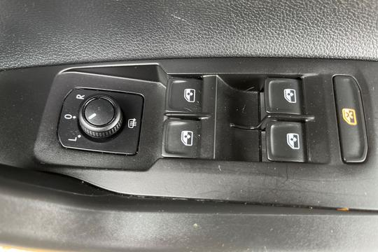 Volkswagen Polo Photo autoimg-eff3f4bba144013b5a56d6628f34da52817f8e17.jpg
