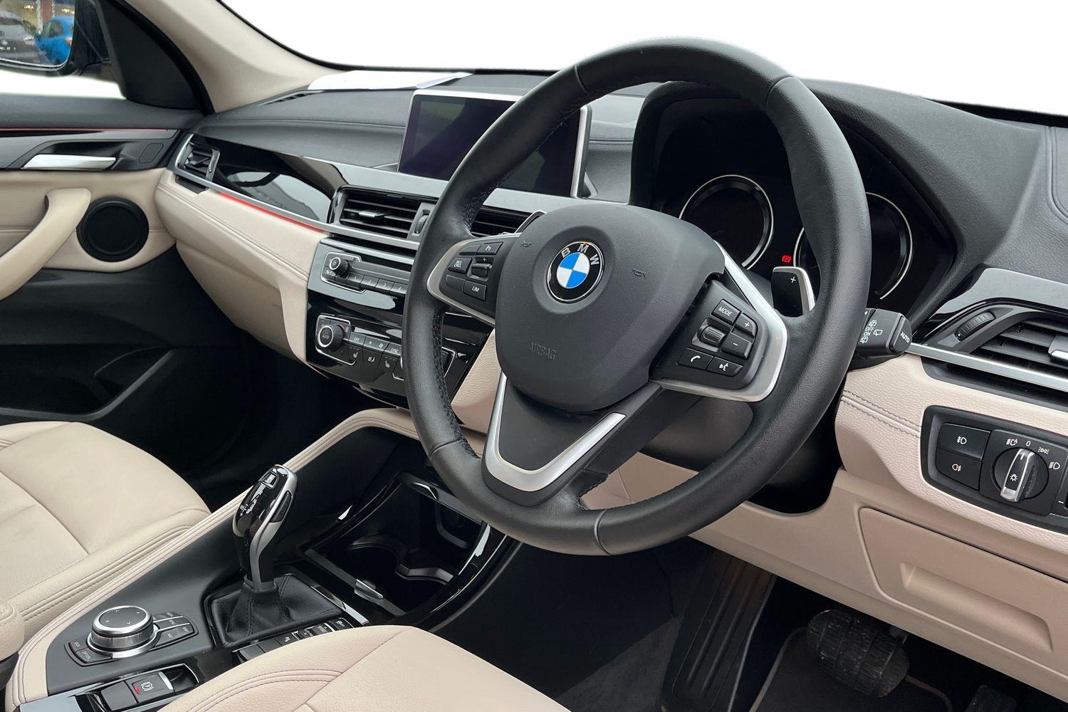 BMW X1 Photo 8