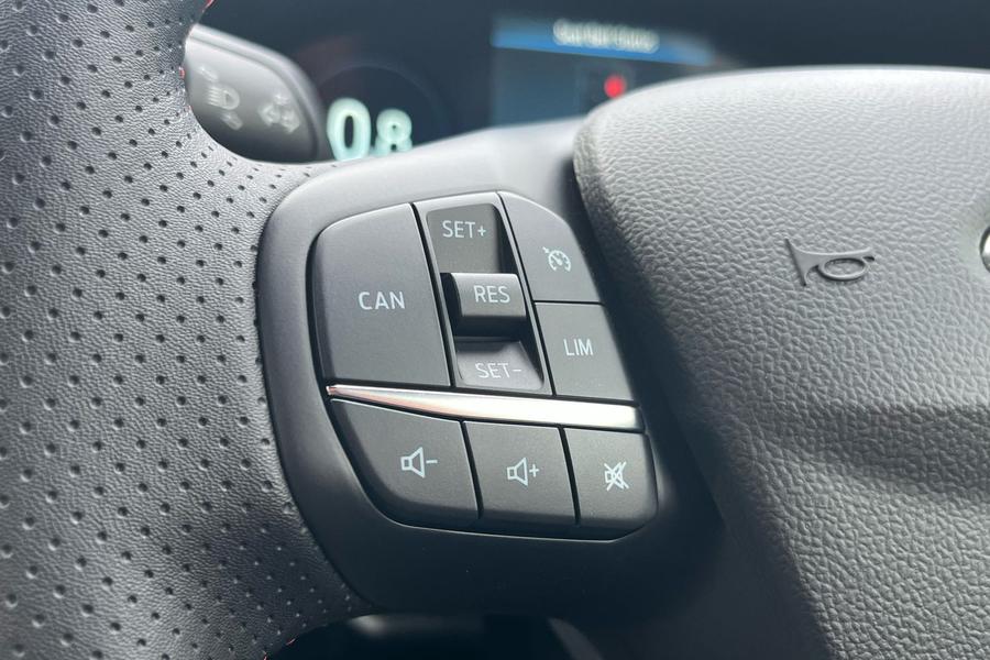 Ford Focus Photo autoimg-eff68e5ac81d0ece3bb5e691fe38f2691f9dde12.jpg