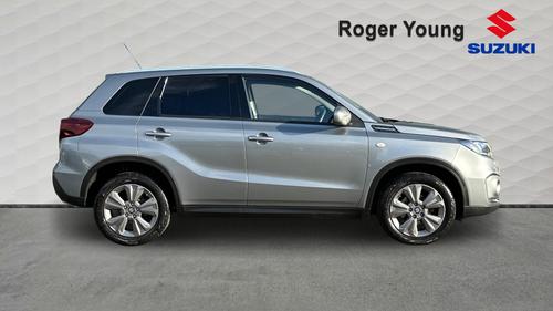 Suzuki Vitara Photo autoimg-effa594ce3012939154d229f771f52a7975f2f46.jpg