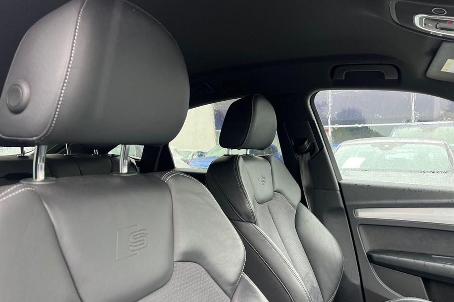 Audi Q5 Photo autoimg-effb0e5f9957ace78499bae240533e0eb512656d.jpg