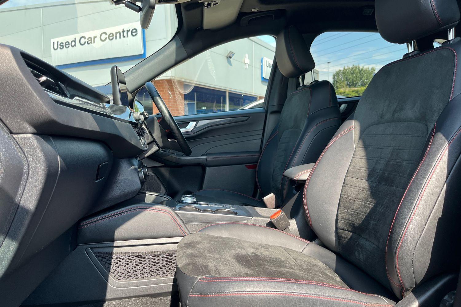 Ford Kuga Photo 18