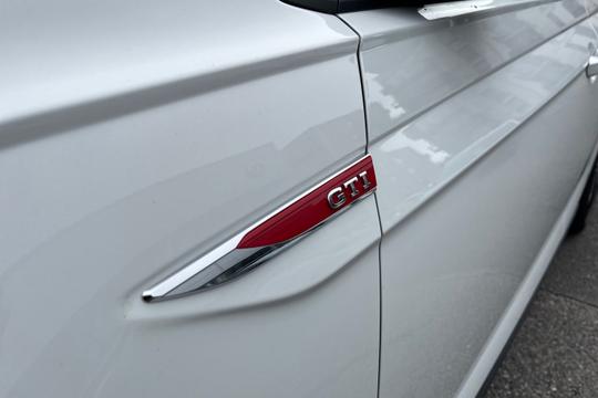 Volkswagen Polo Photo autoimg-f00035915abe89a6aa7b7430ba26650bfe8769b9.jpg