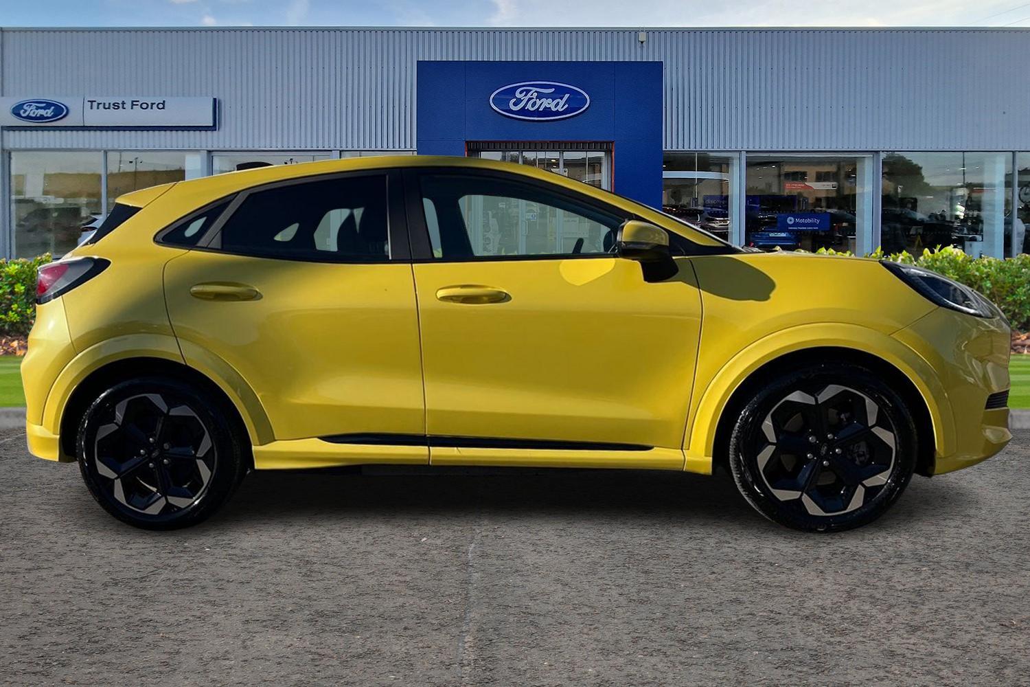 Ford Puma Gen-E Photo 2