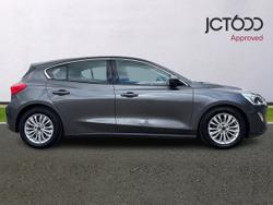 FORD Focus Photo 4